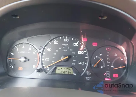 2000 Honda Accord 2.3 Ex from USA, damaged, VIN JHMCG6679YC016366